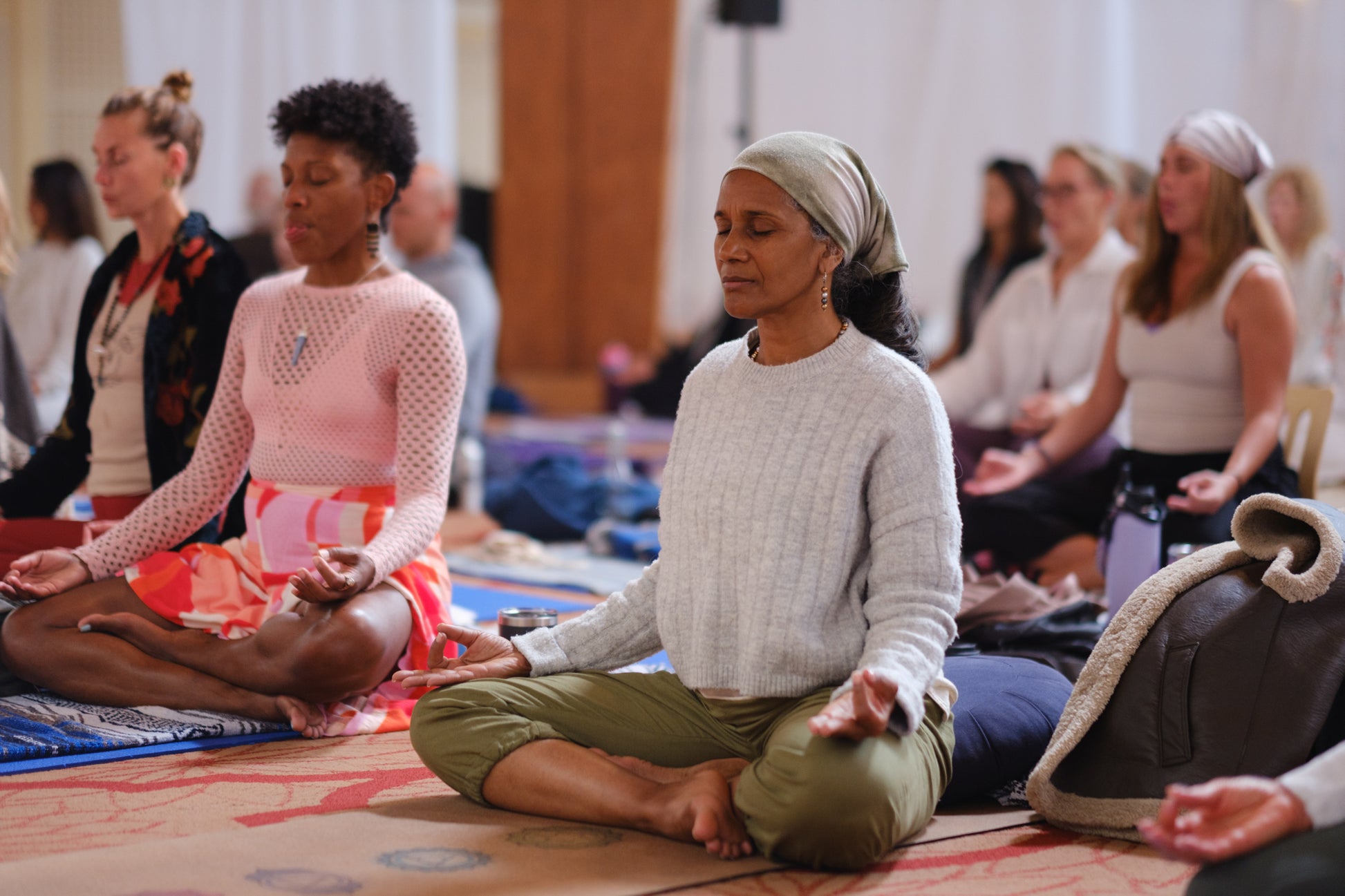 Yoga class live 
