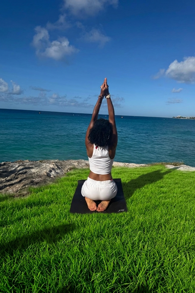 7 day spring yoga on beach